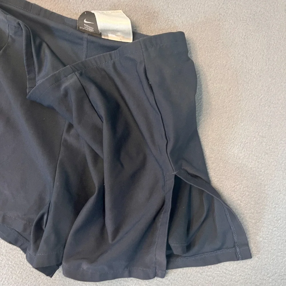 Nike Drifit Womens Running Athletic Shorts SZ M 8-10 Black 2